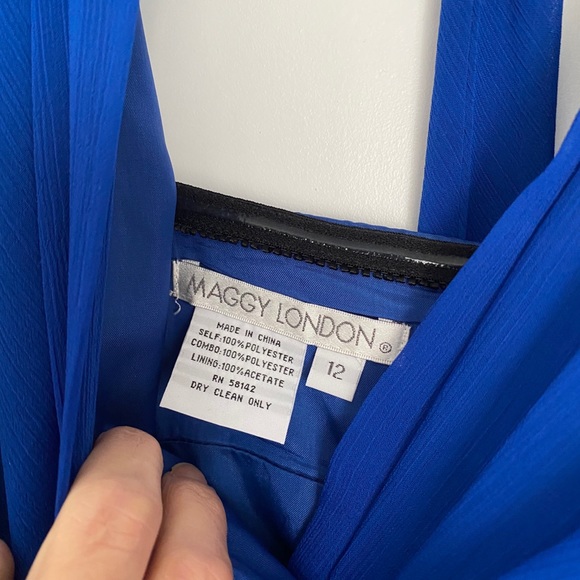 Halter cocktail dress - Picture 3 of 11